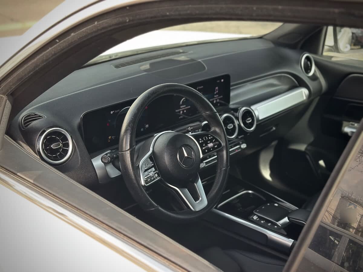 Mercedes-Benz Glb 200 1.3 4x2 At 5p año 2023
