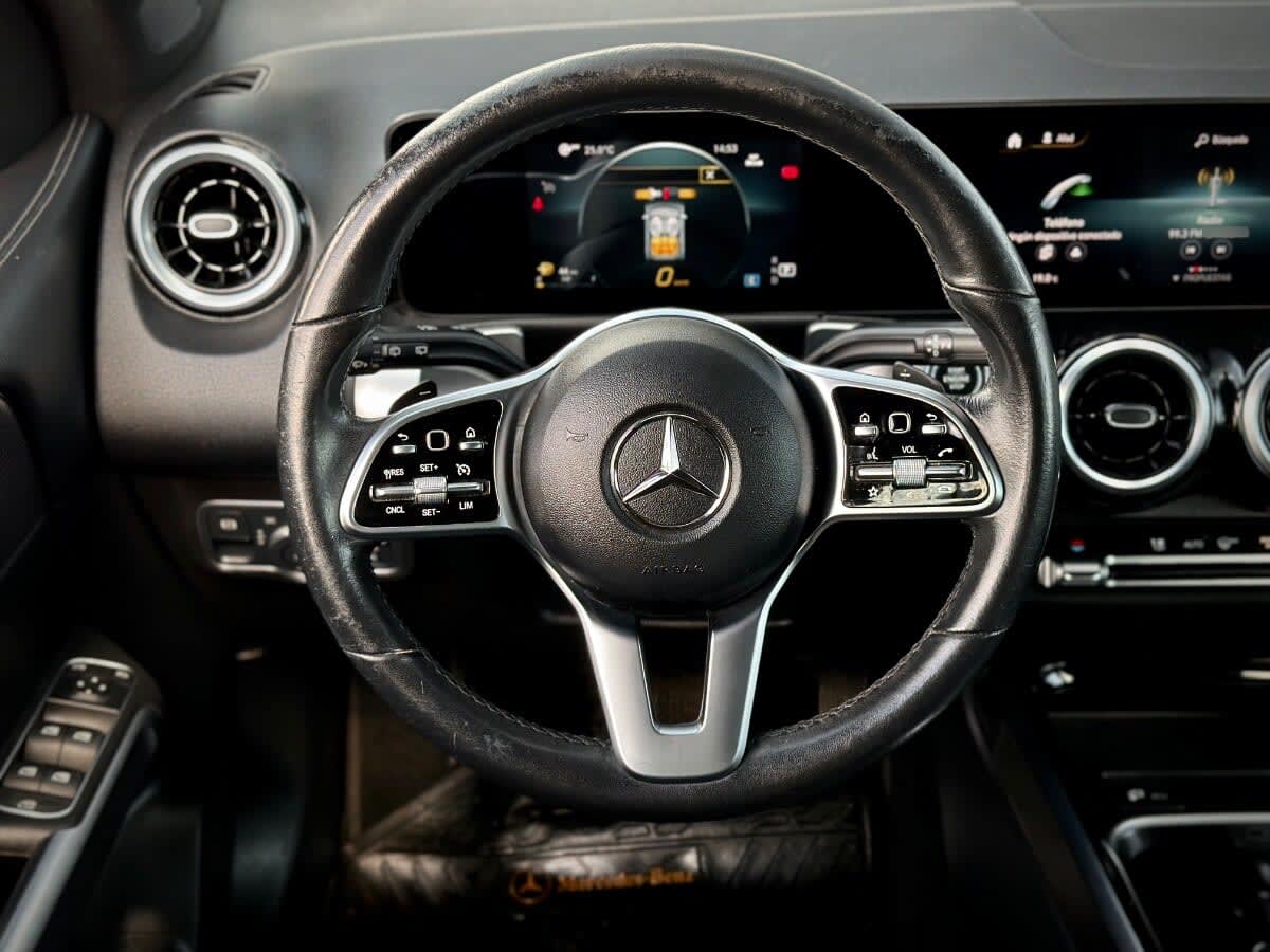 Mercedes-Benz Glb 200 1.3 4x2 At 5p año 2023