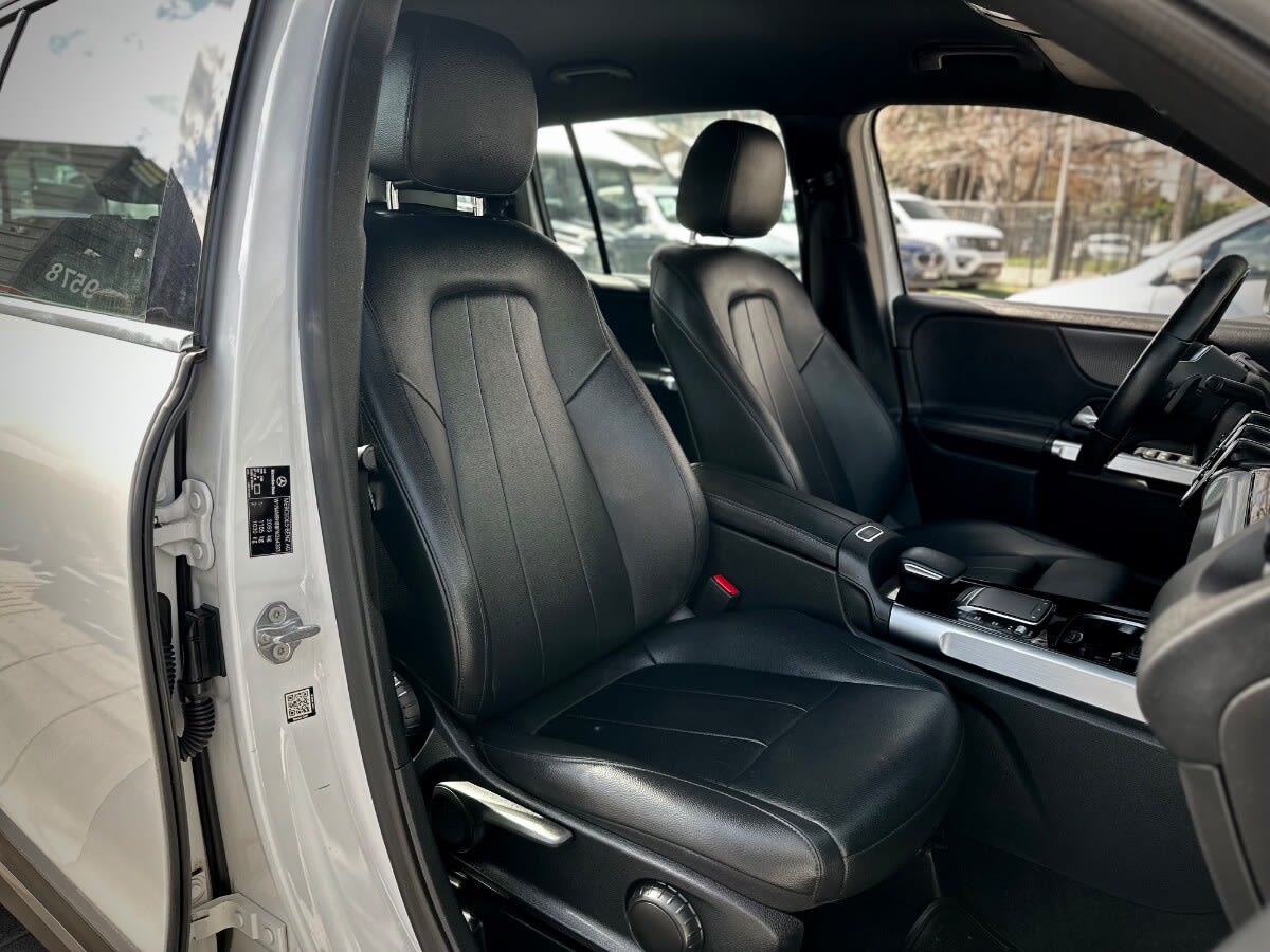 Mercedes-Benz Glb 200 1.3 4x2 At 5p año 2023