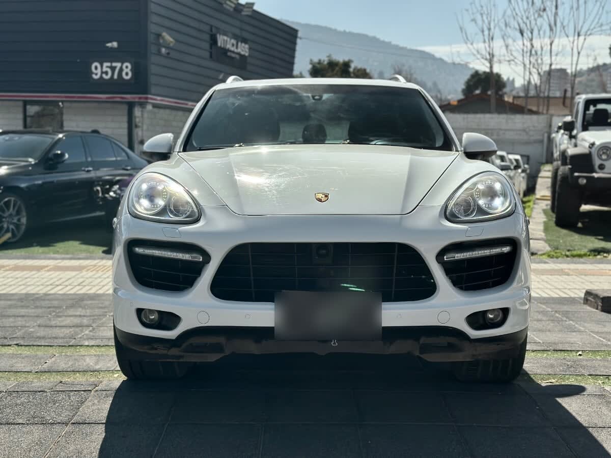 Porsche Cayenne Turbo año 2014
