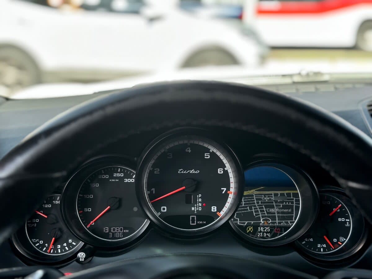 Porsche Cayenne Turbo año 2014