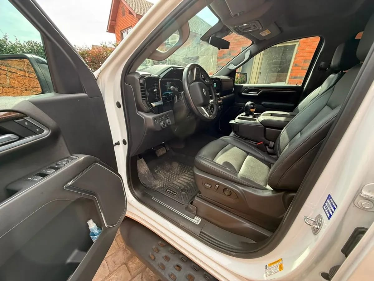CHEVROLET SILVERADO 5.3 Cc Lt Tb At 4x4 año 2022