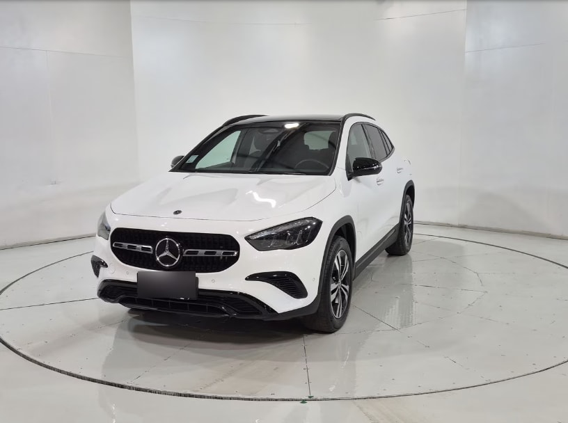 MERCEDES BENZ GLA200 Otra año 2024
