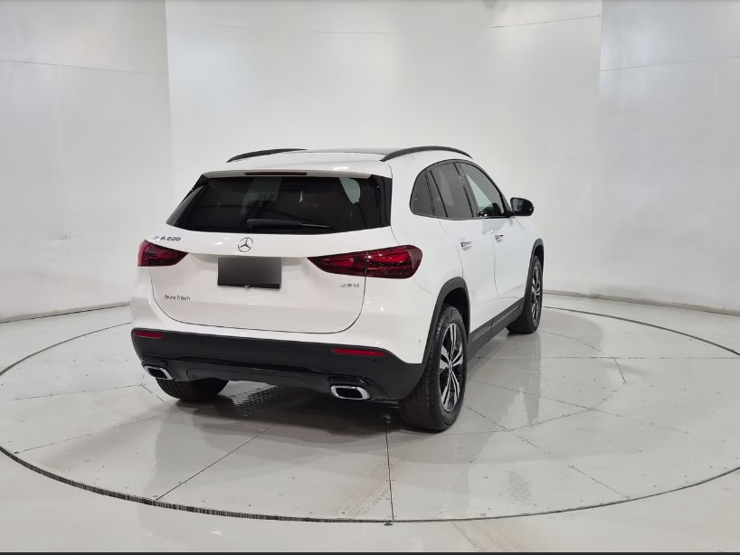 MERCEDES BENZ GLA200 Otra año 2024