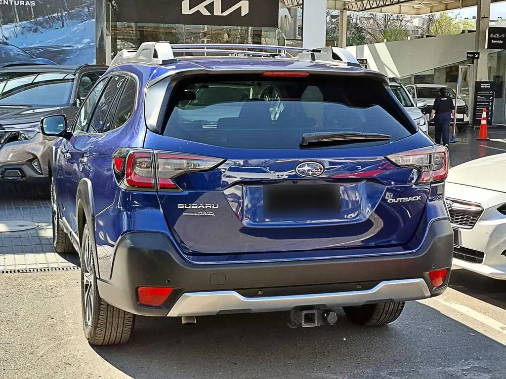 Subaru Outback 4x4 2.5 At año 2024