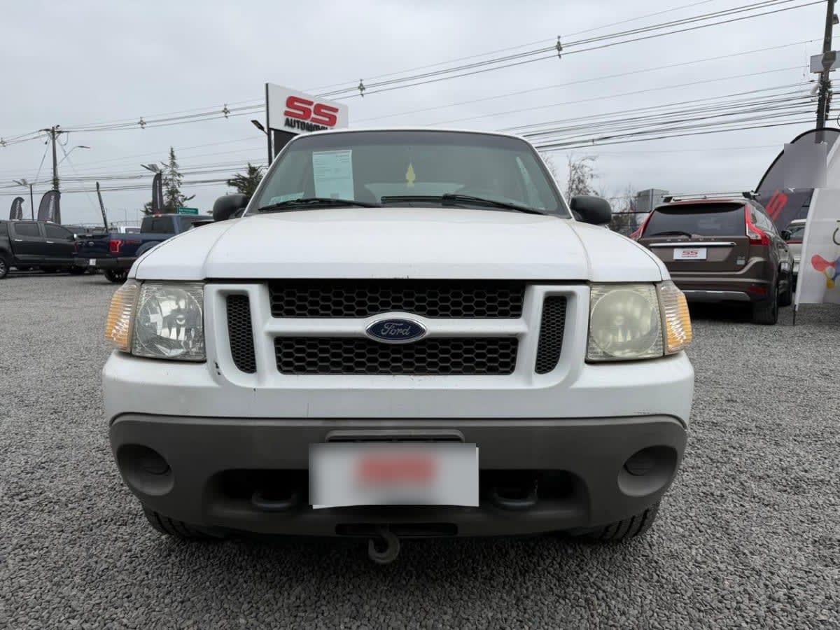Ford Explorer Sport 4.0 3p At año 2002