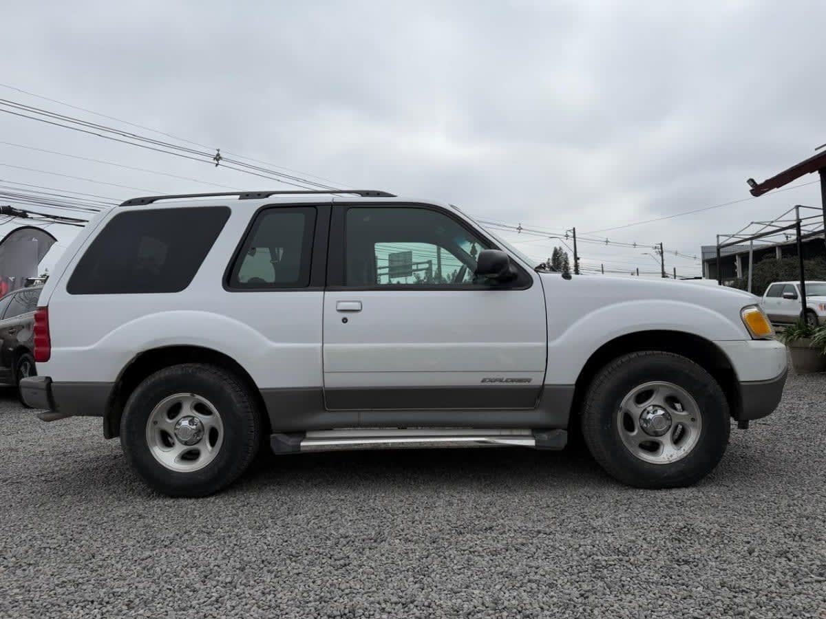 Ford Explorer Sport 4.0 3p At año 2002