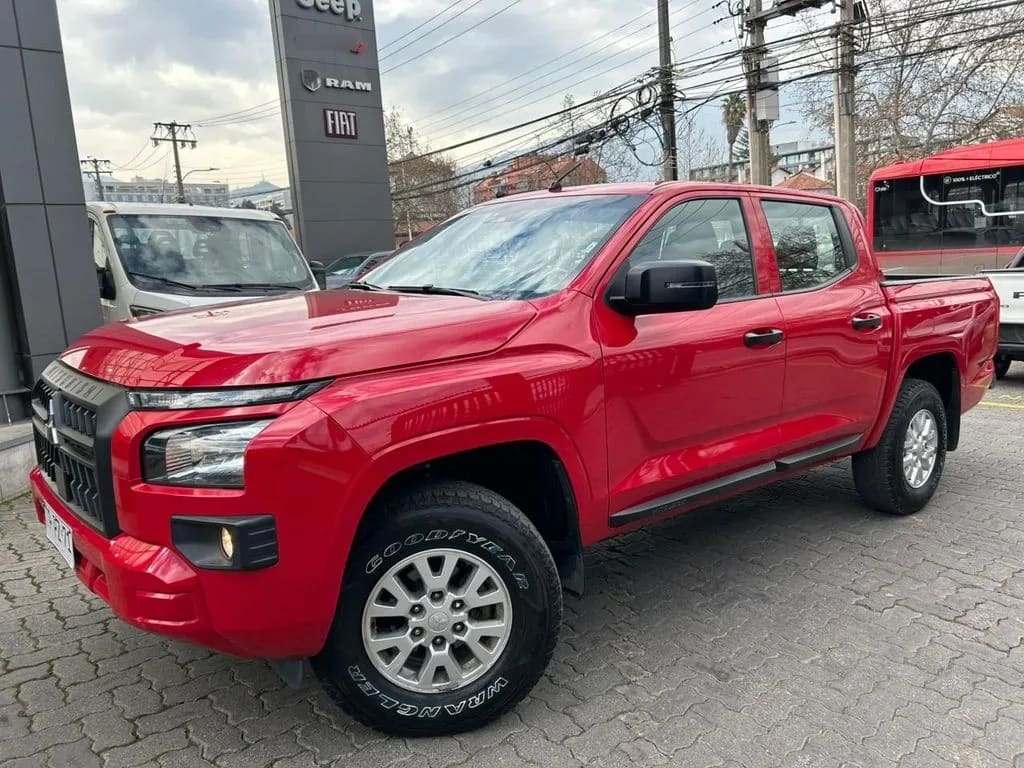 Mitsubishi L200 Katana Xrt 4x4 2.4 año 2024
