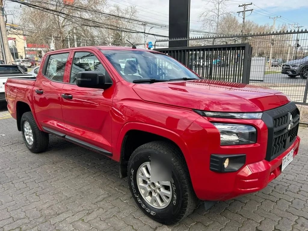 Mitsubishi L200 Katana Xrt 4x4 2.4 año 2024