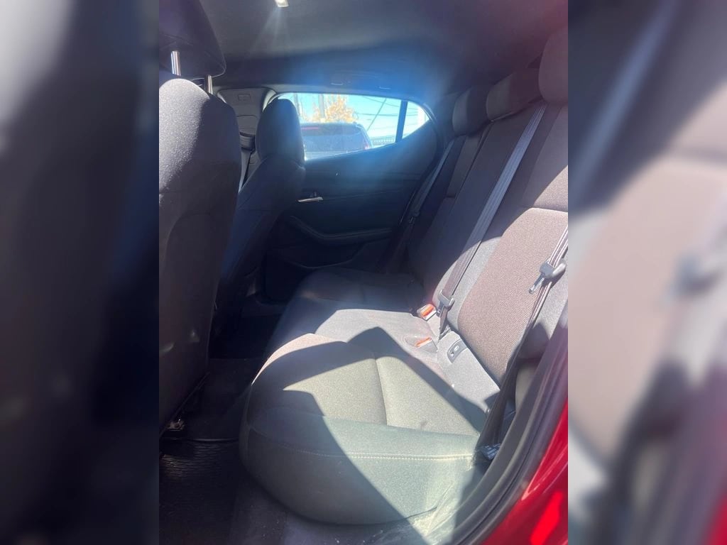 Mazda 3 Sport New 3 Hb 2.0 año 2023
