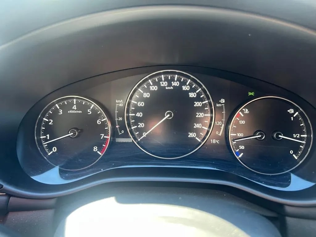 Mazda 3 Sport New 3 Hb 2.0 año 2023