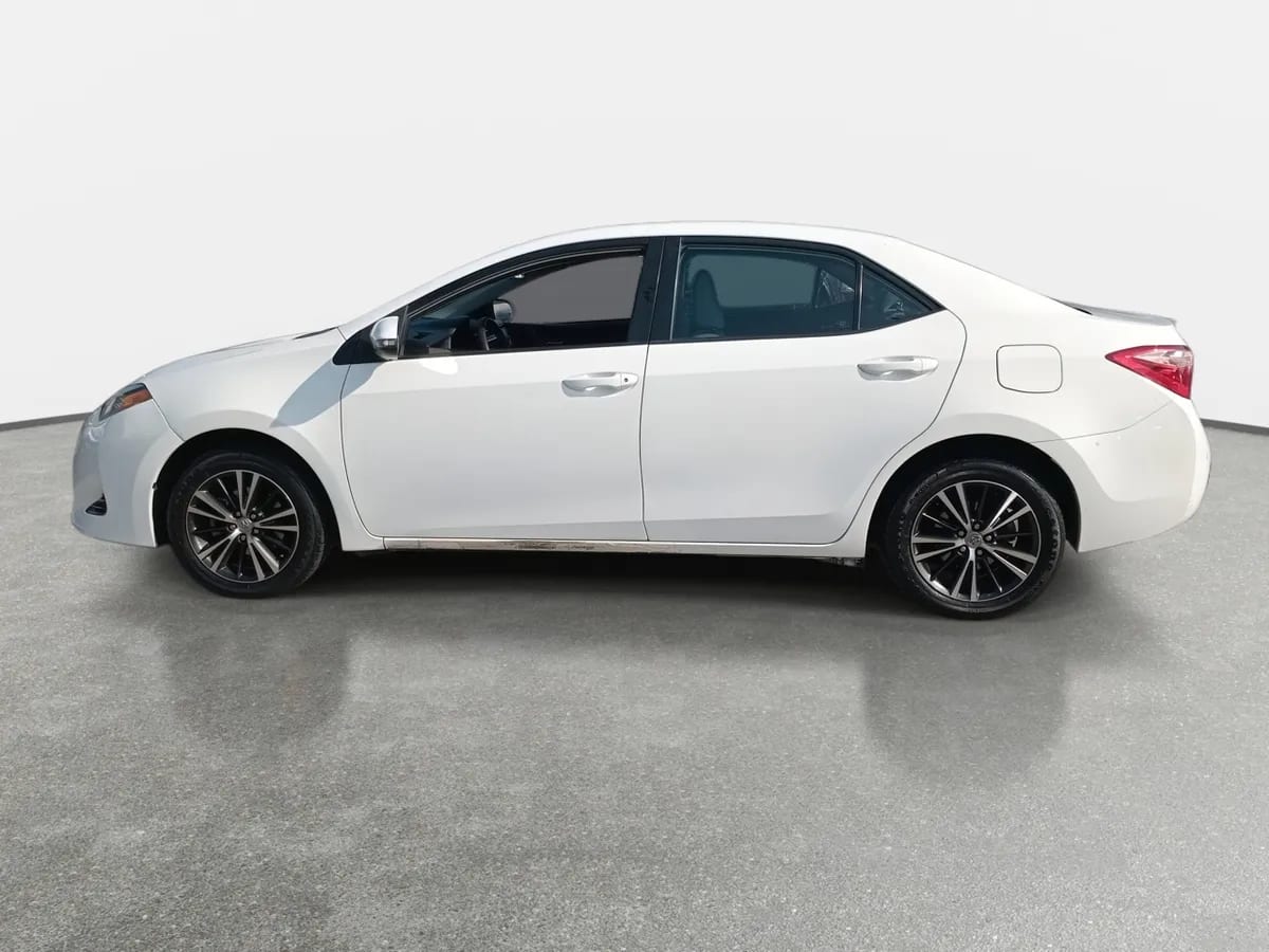 Toyota Corolla 1.8 Lei 4x2 Cvt At 4p año 2017