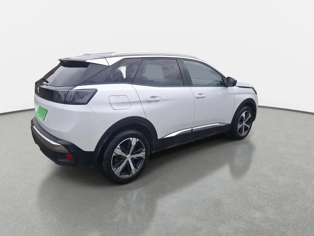 Peugeot 3008 1.5 Allure Pack Bluehdi 130 4x2 Eat8 5p año 2024