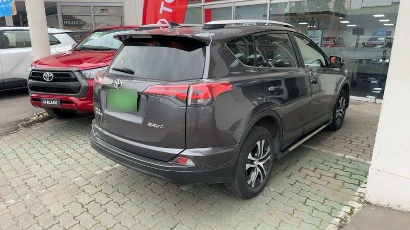 Toyota Rav 4 2.0 Lujo 4x2 Cvt At 5p año 2018