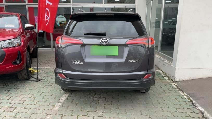 Toyota Rav 4 2.0 Lujo 4x2 Cvt At 5p año 2018