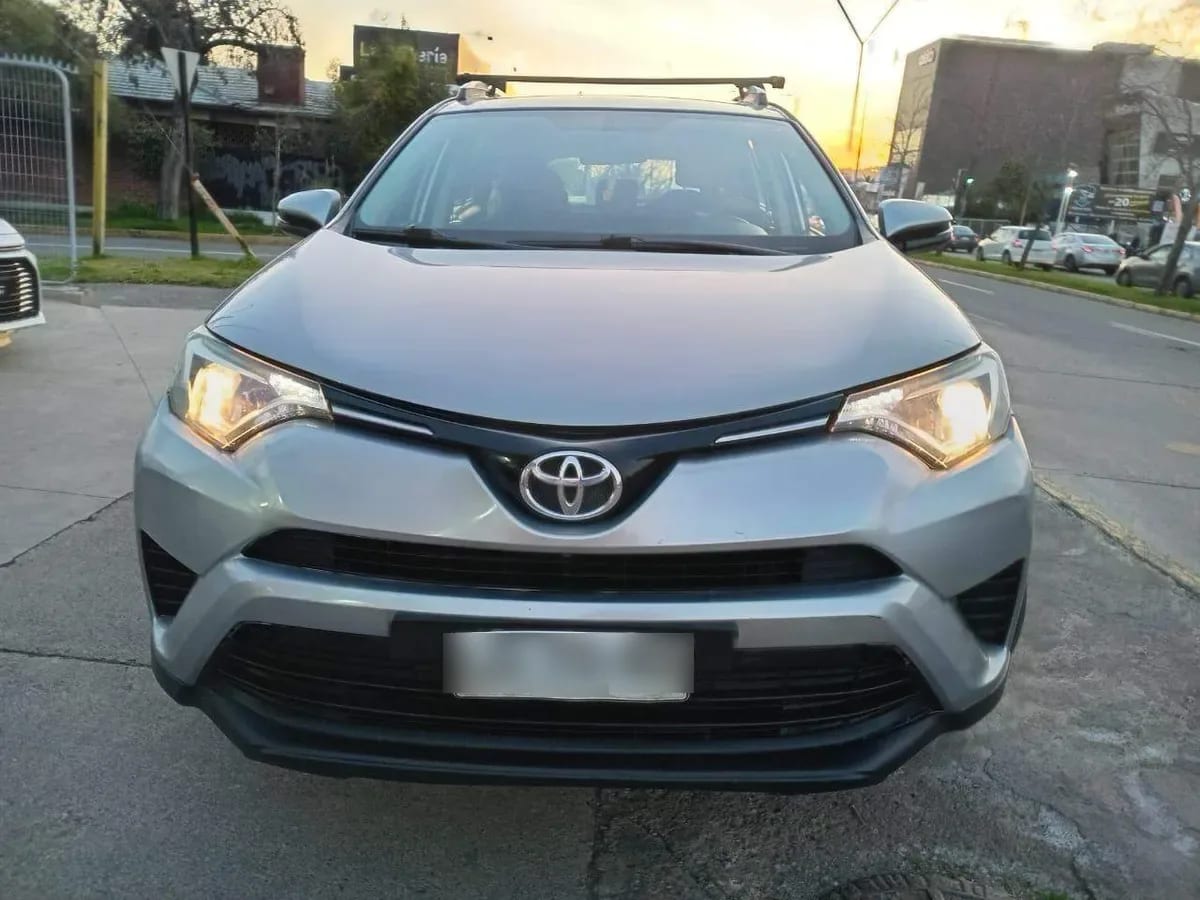 Toyota Rav 4 2.0 Adventure 4x2 Lujo Mt 5p año 2019
