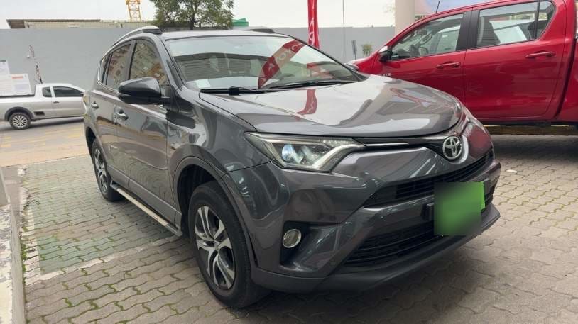 Toyota Rav 4 2.0 Lujo 4x2 Cvt At 5p año 2018