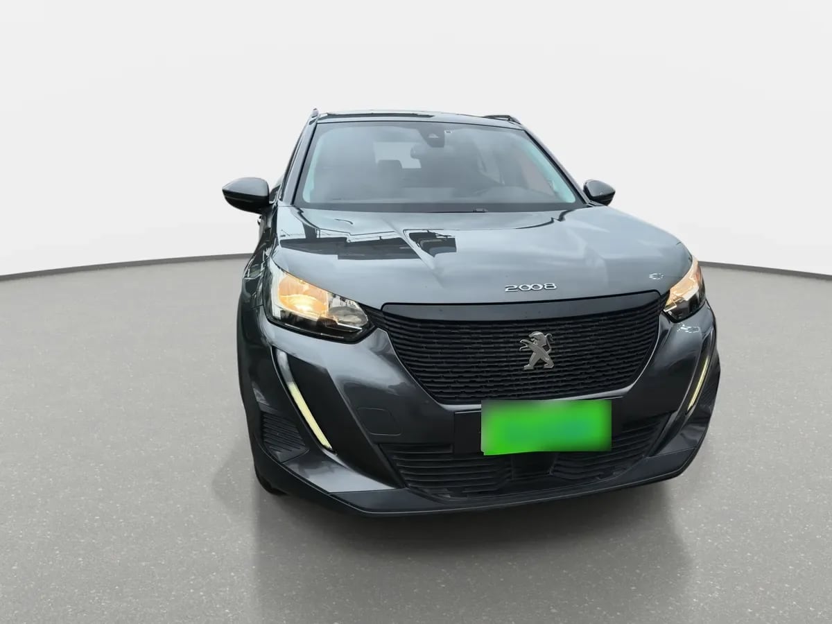 Peugeot 2008 1.2 Active Puretech 4x2 130 Mt 5p año 2021