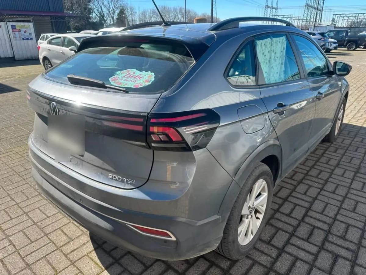 Volkswagen Nivus 1.0 Tsi Comfortline 4x2 At 5p año 2023