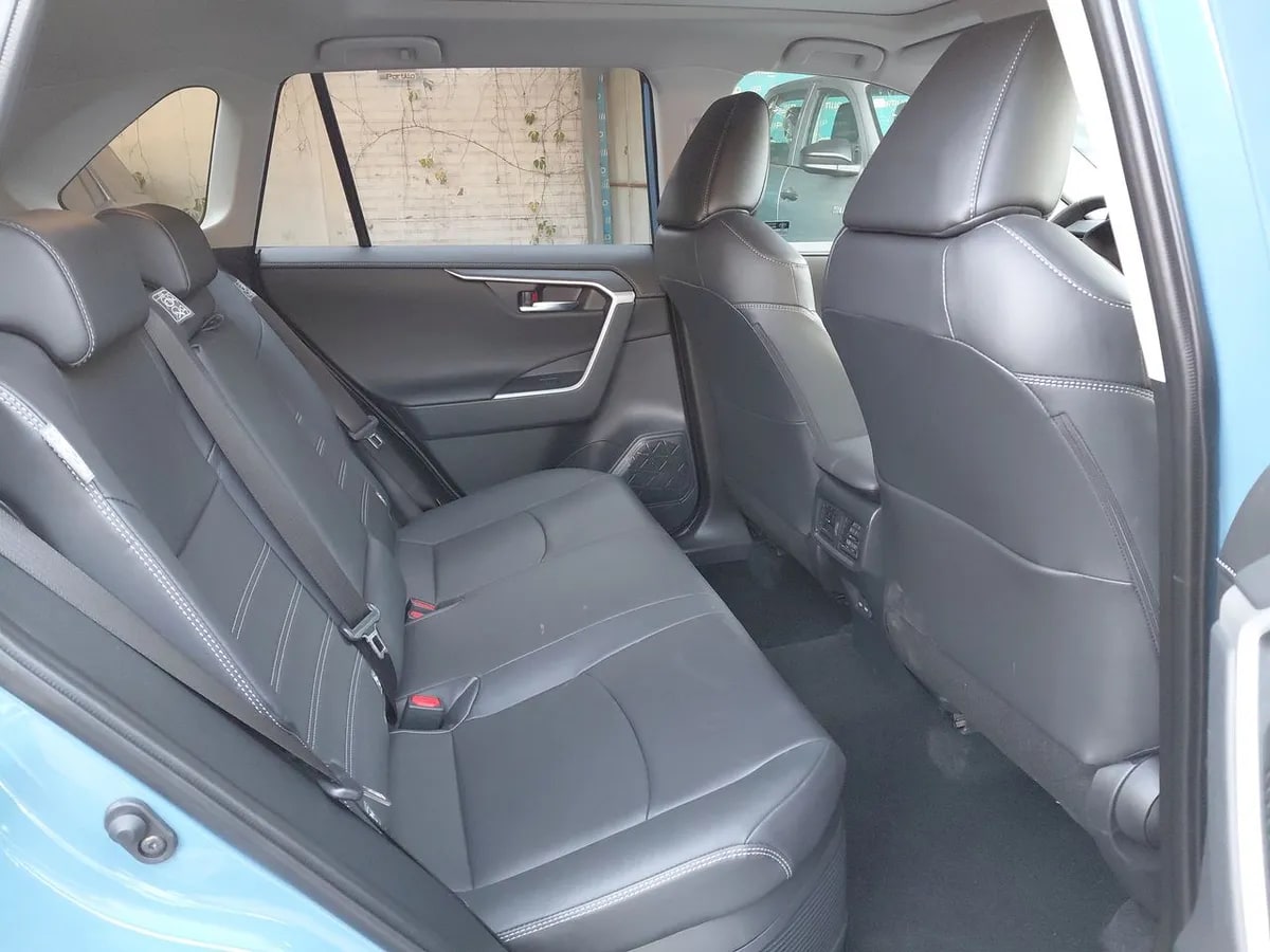 Toyota Rav 4 2.5 Limited Hybrid Hv 4x4 Cvt At 5p año 2026