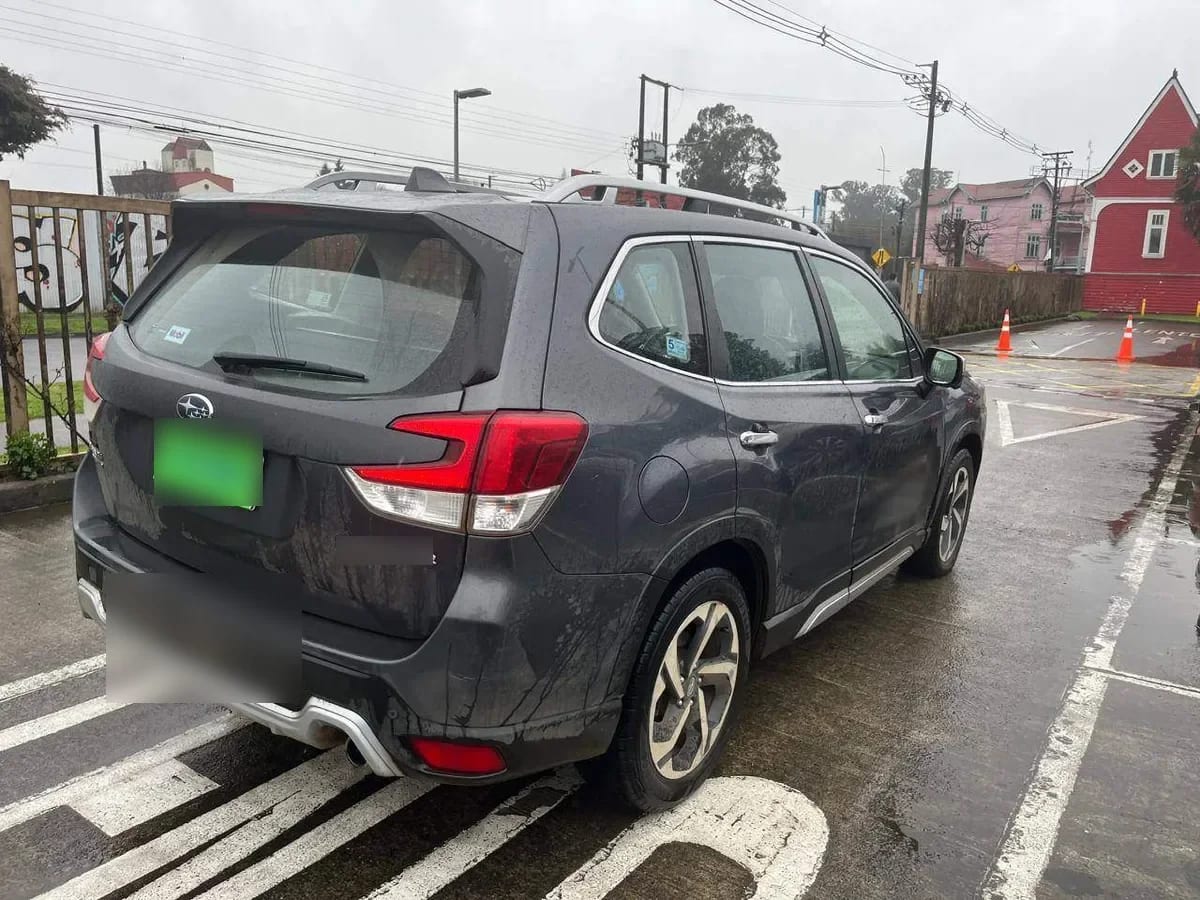 Subaru Forester 2.5i Limited Eyesight Awd At 5p año 2022