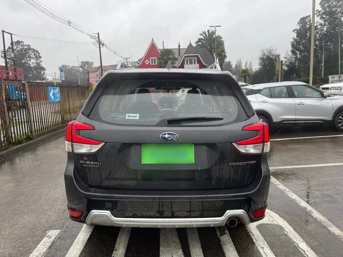 Subaru Forester 2.5i Limited Eyesight Awd At 5p año 2022