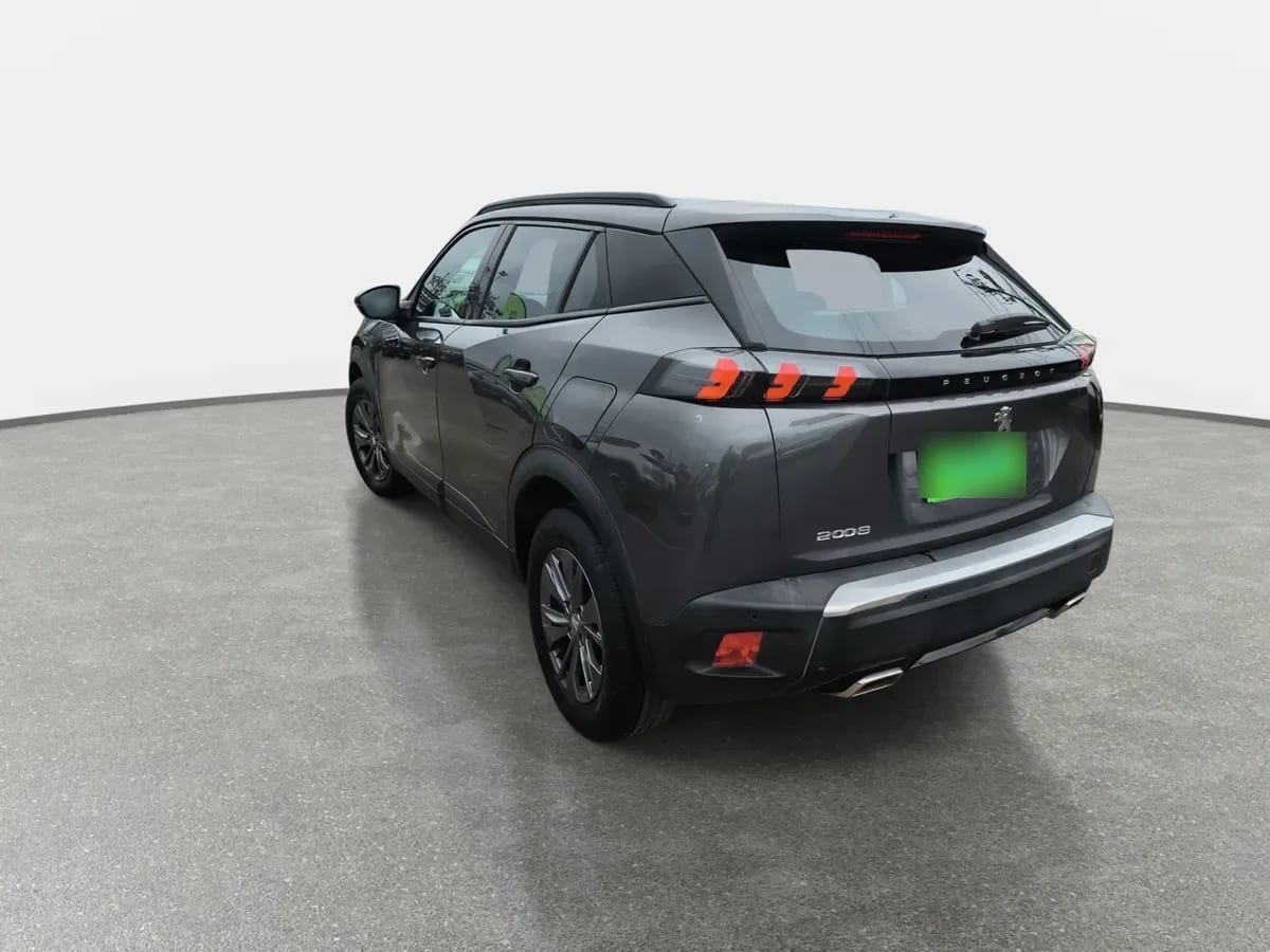 Peugeot 2008 1.2 Active Puretech 4x2 130 Mt 5p año 2021