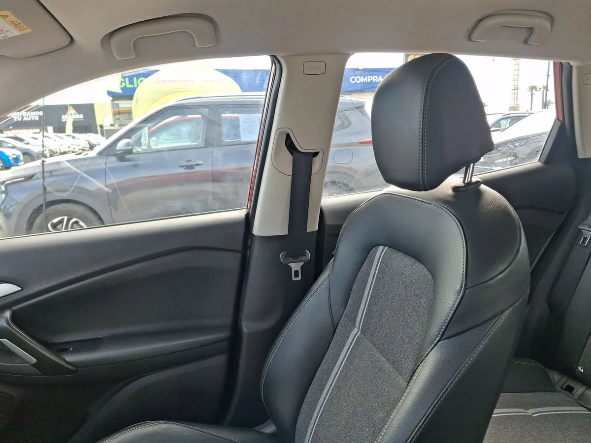 Chevrolet Tracker 1.2t Ltz Fwd At 5p año 2022