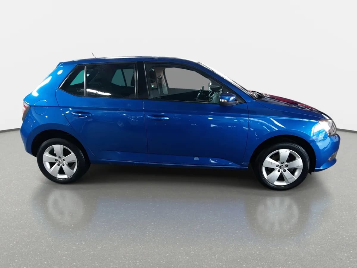 Skoda Fabia 1.0 Active 4x2 Mt 5p año 2019