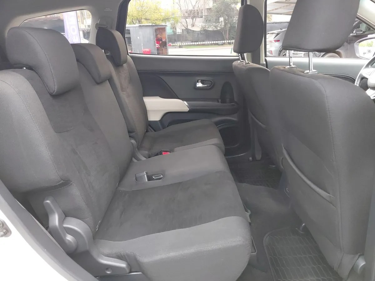 Toyota Rush 1.5 Xli 4x2 At 5p año 2021