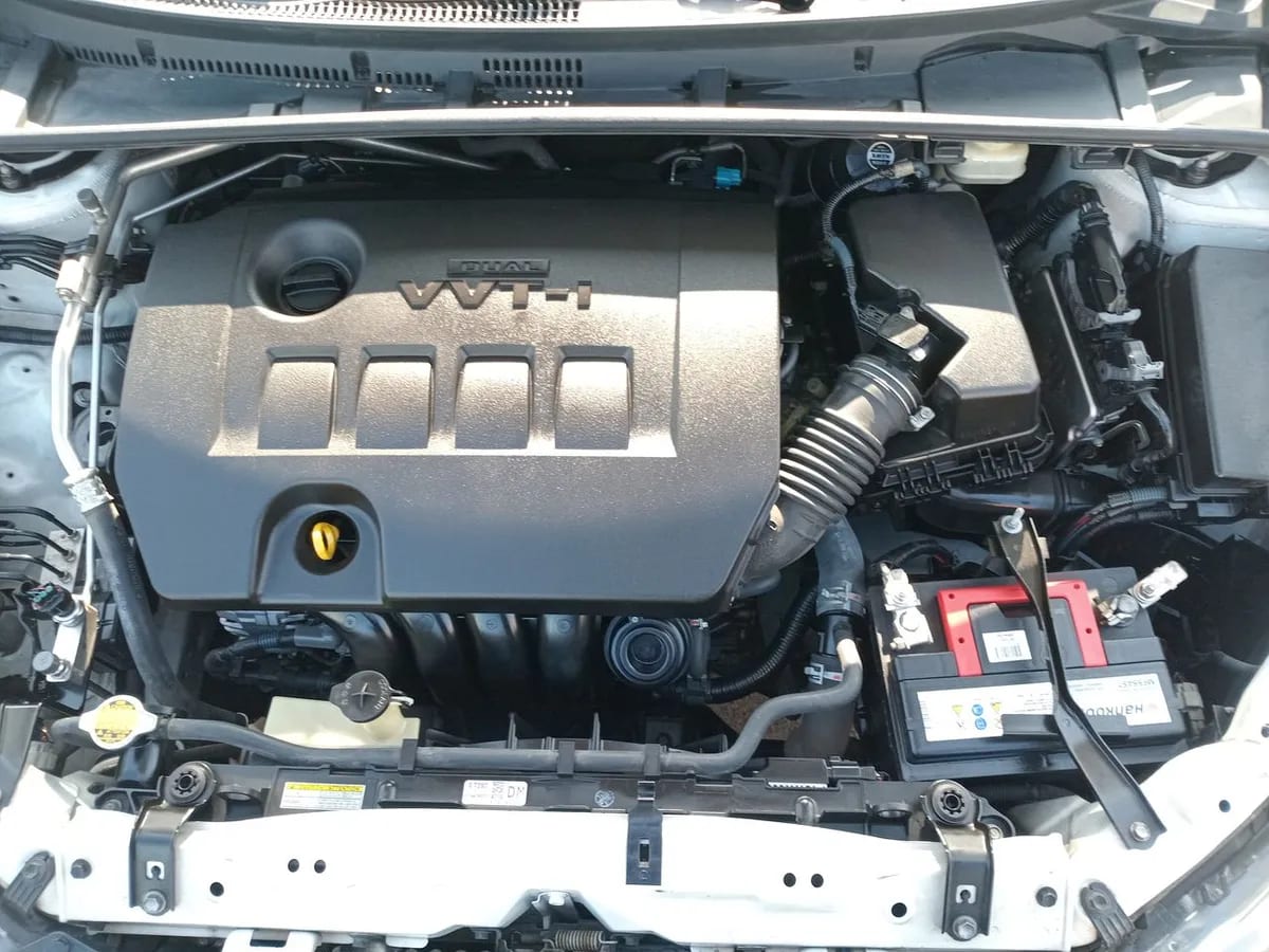 Toyota Corolla 1.8 Lei 4x2 Cvt At 4p año 2017