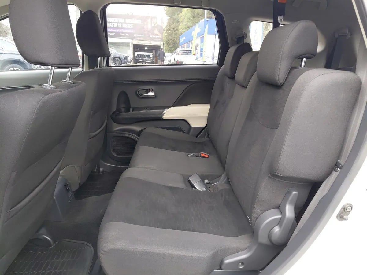 Toyota Rush 1.5 Xli 4x2 At 5p año 2021