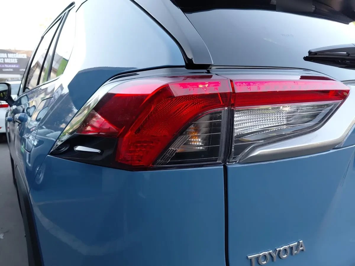 Toyota Rav 4 2.5 Limited Hybrid Hv 4x4 Cvt At 5p año 2026