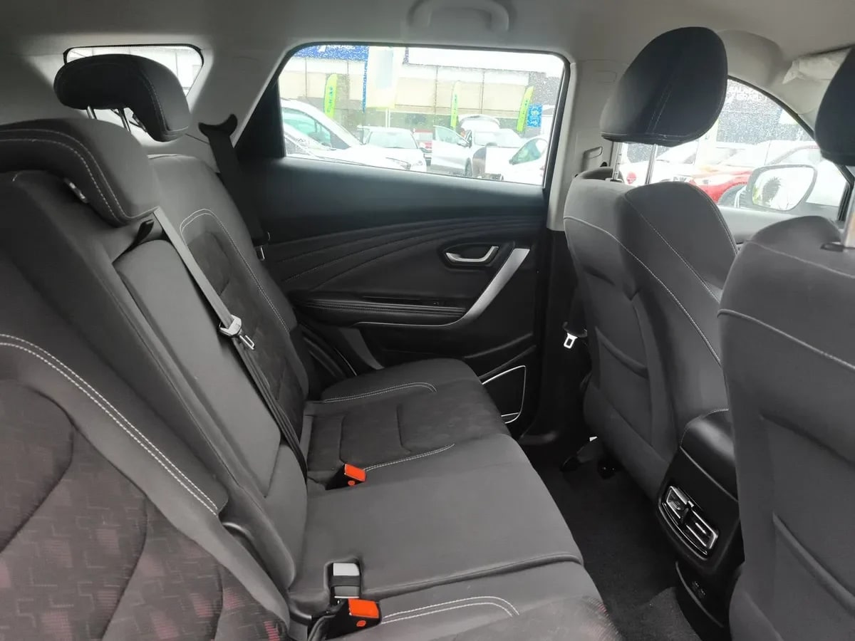 Jetour X70 1.5t Gl 4x2 Mt 5p año 2024