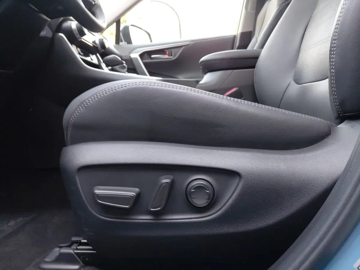 Toyota Rav 4 2.5 Limited Hybrid Hv 4x4 Cvt At 5p año 2026