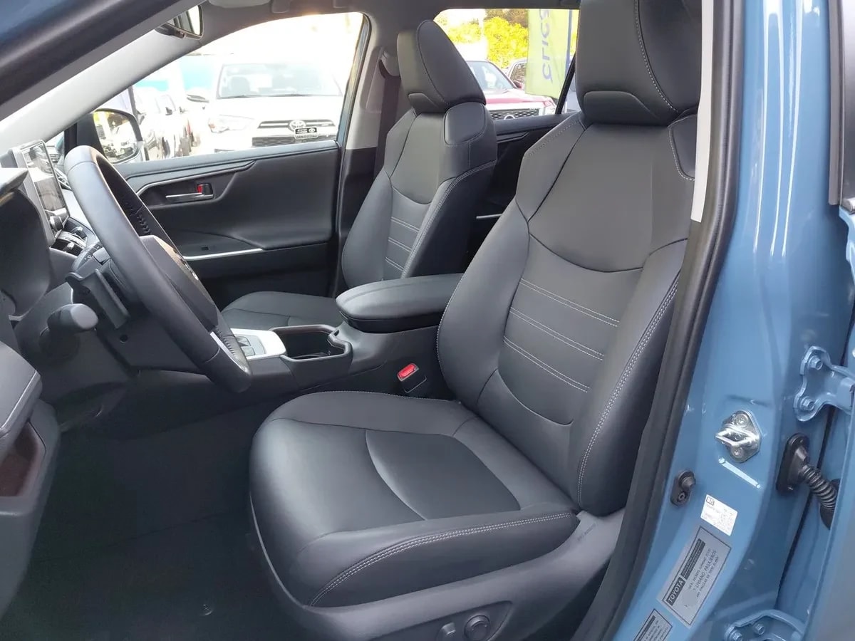 Toyota Rav 4 2.5 Limited Hybrid Hv 4x4 Cvt At 5p año 2026