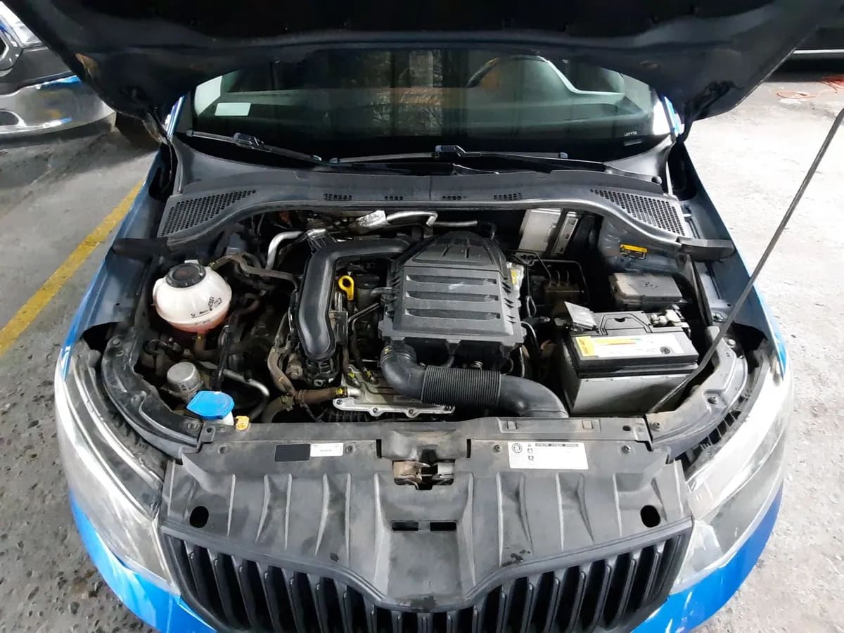 Skoda Fabia 1.0 Active 4x2 Mt 5p año 2019