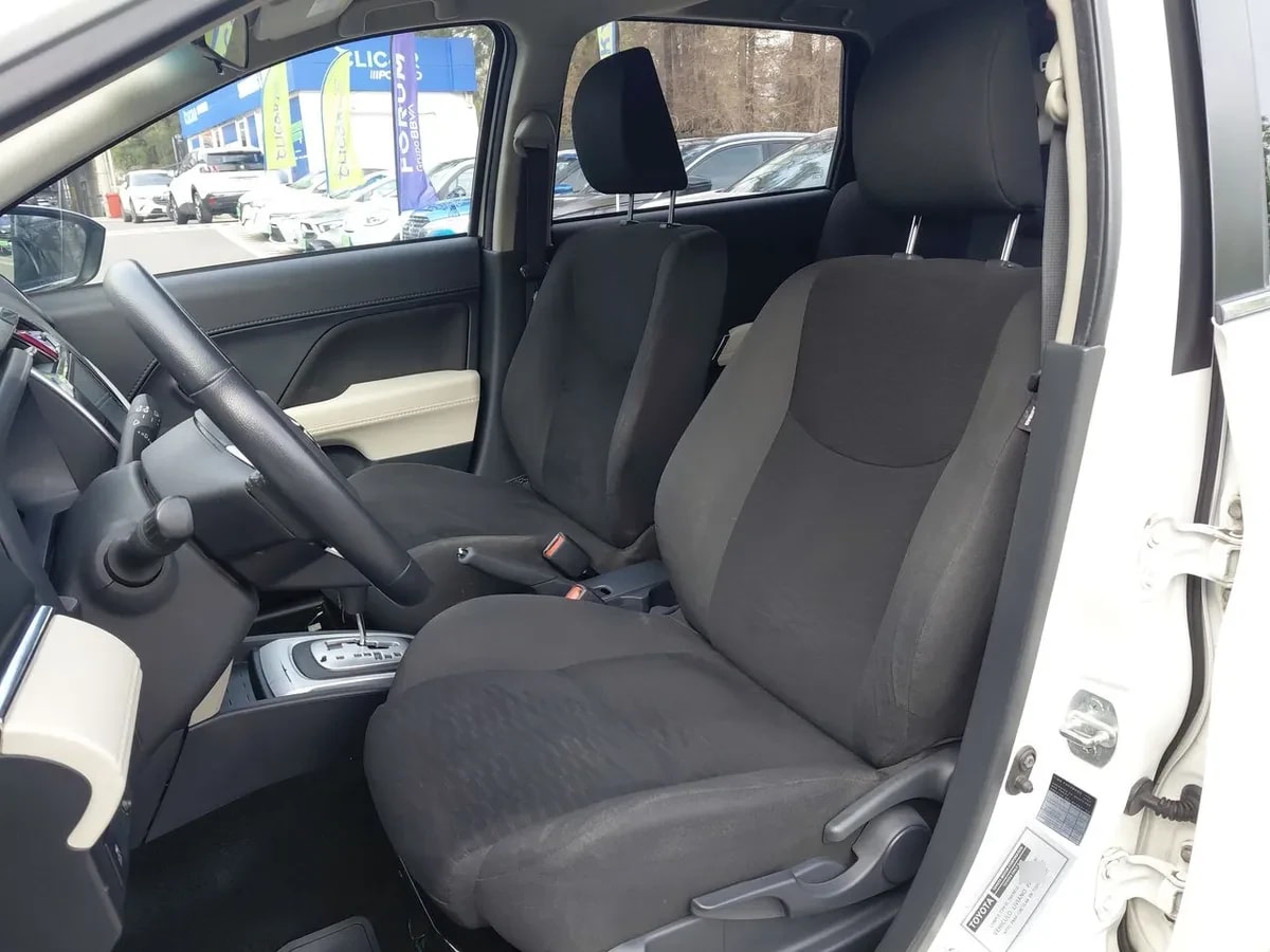 Toyota Rush 1.5 Xli 4x2 At 5p año 2021