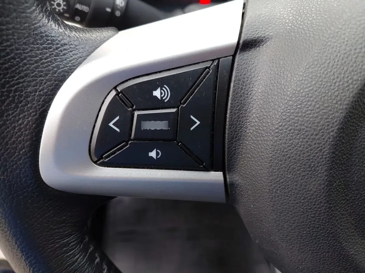 Toyota Rush 1.5 Xli 4x2 At 5p año 2021