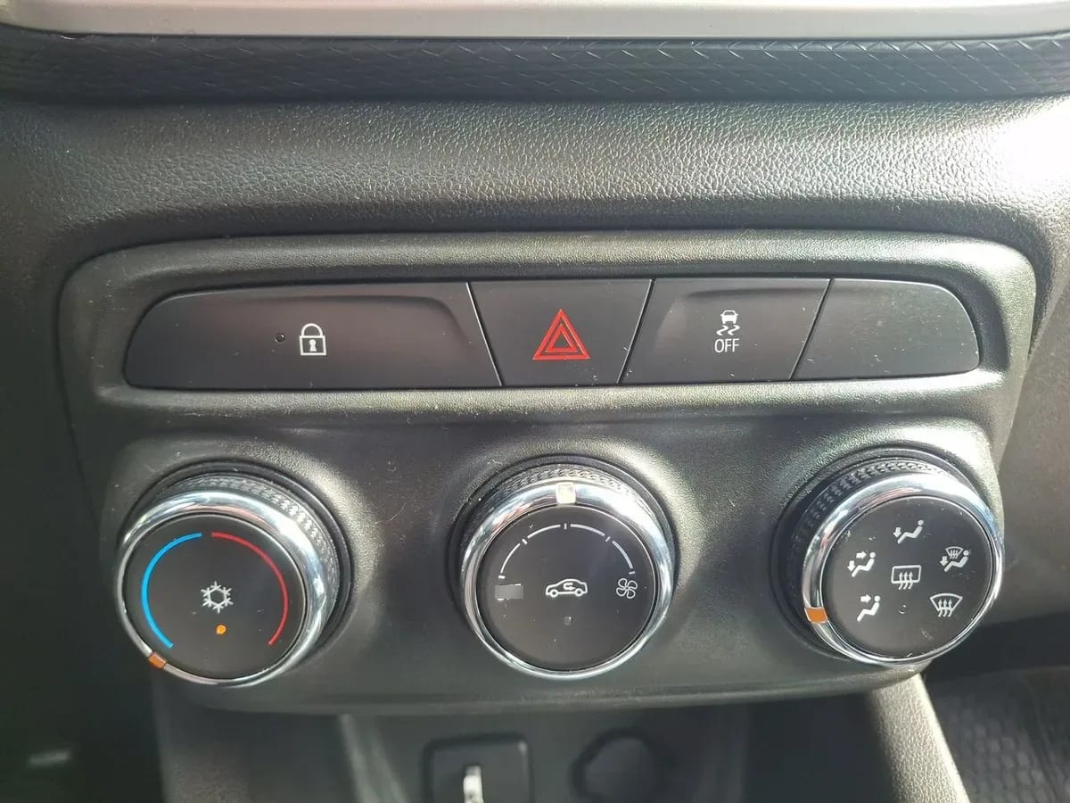 Chevrolet Tracker 1.2t Ltz Fwd At 5p año 2022