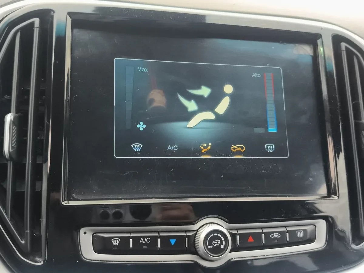 Jetour X70 1.5t Gl 4x2 Mt 5p año 2024