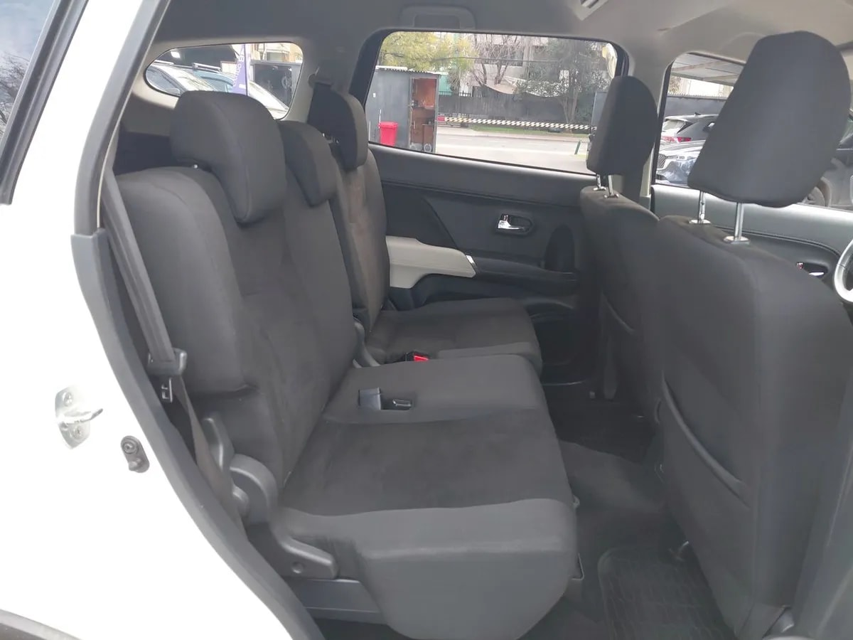 Toyota Rush 1.5 Xli 4x2 At 5p año 2021