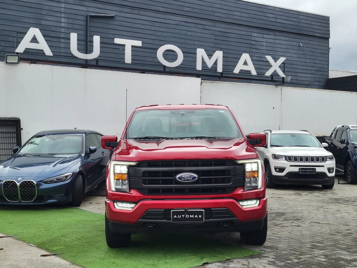 FORD F-150 5.0 Lariat Cc Sport At 4x4 año 2023