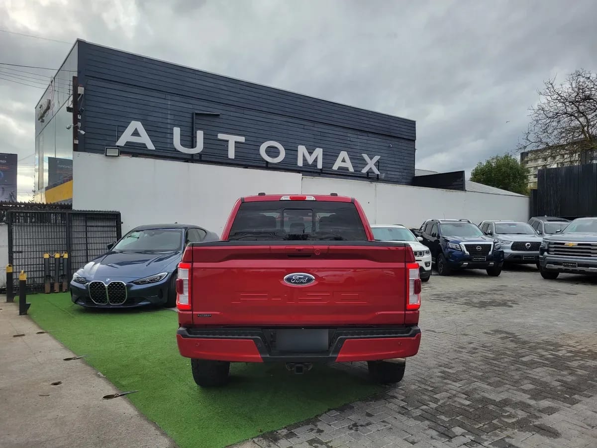 FORD F-150 5.0 Lariat Cc Sport At 4x4 año 2023