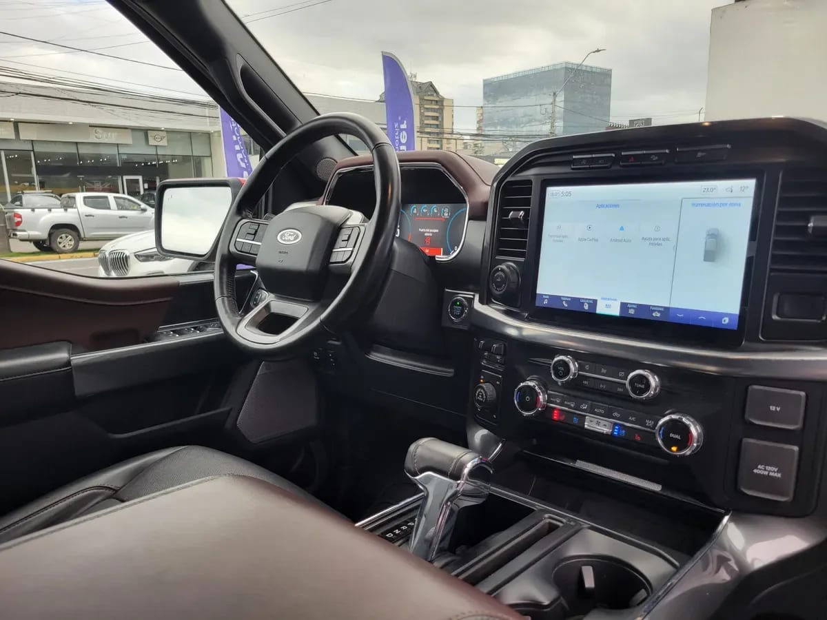 FORD F-150 5.0 Lariat Cc Sport At 4x4 año 2023