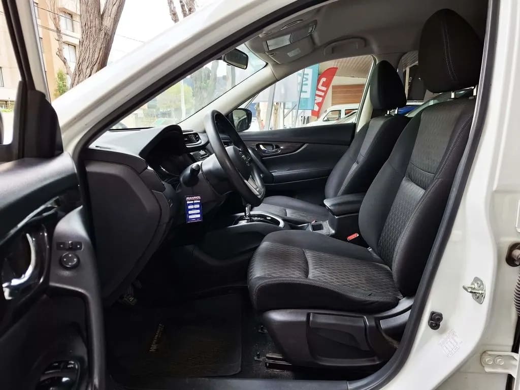Nissan X-Trail 2.5 Sense 4x2 Cvt At 5p año 2020