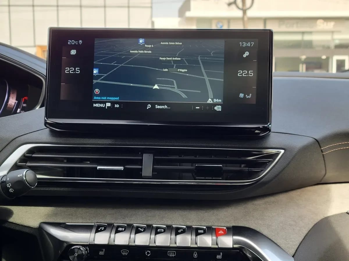 PEUGEOT 3008 1.6 Gt Black Pack Puretech Eat8 At año 2025