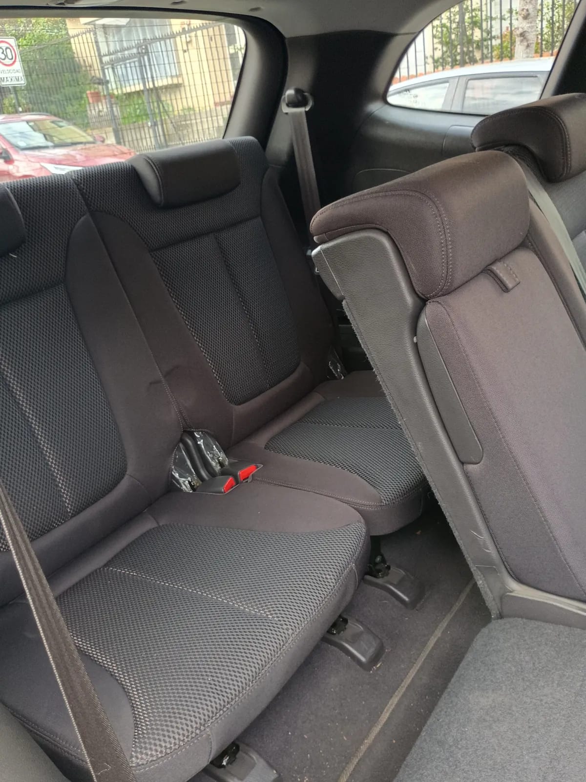 HYUNDAI SANTA FE 2.4 Gl 2wd Mt año 2010
