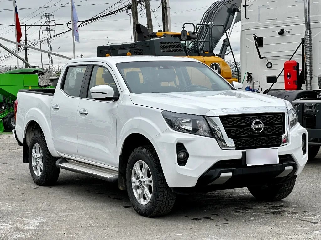 Nissan Navara Navara Dc 4x2 2.3tdi Xe año 2023