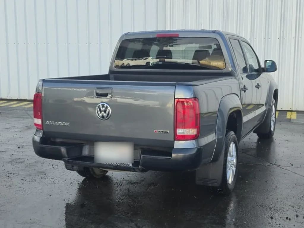 Volkswagen Amarok Dcab Tdi 4x4 Trendline 2.0 año 2023
